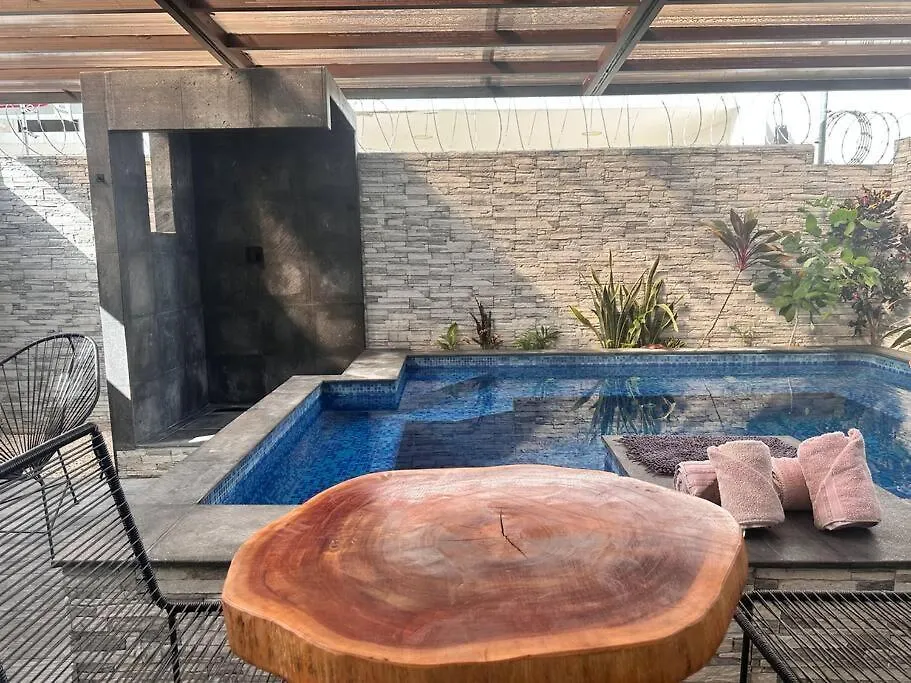 Villa Paradise بلايا ديل كارمن 0*,