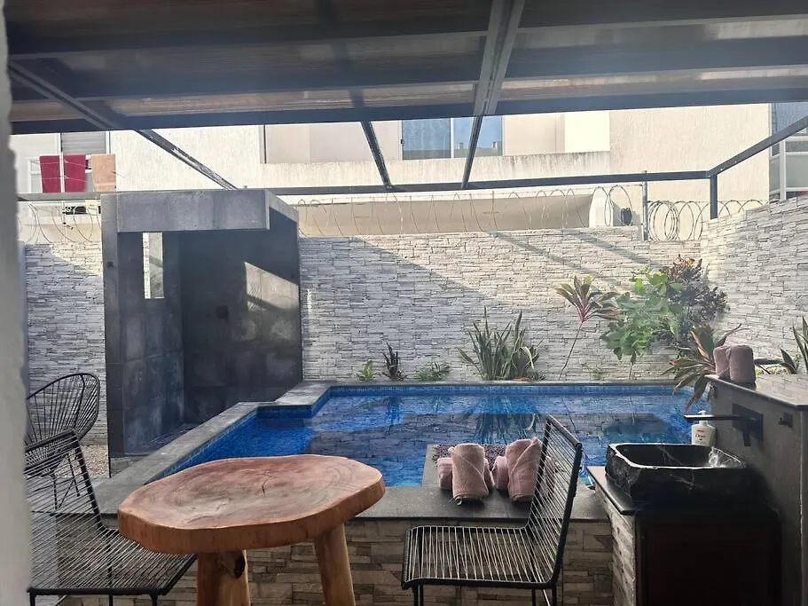 Villa Paradise بلايا ديل كارمن 0*,
